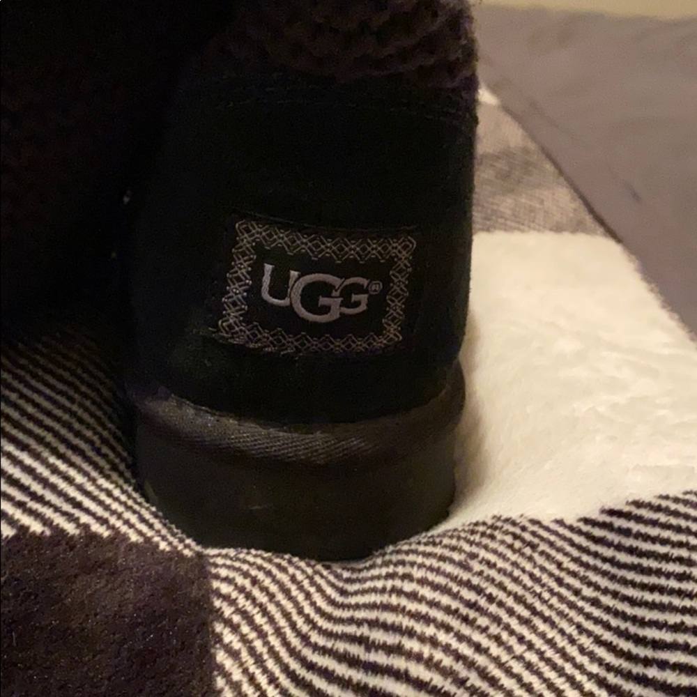 UGG BOOTS